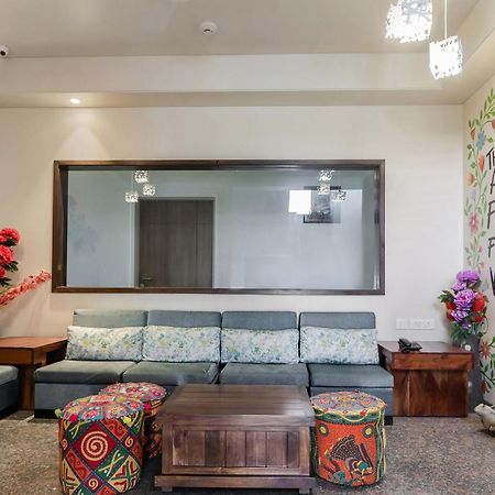 Fleur Hotel Jaipur Buitenkant foto