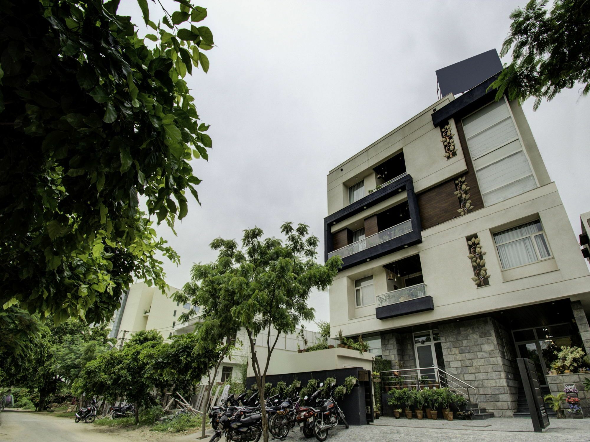 Fleur Hotel Jaipur Buitenkant foto